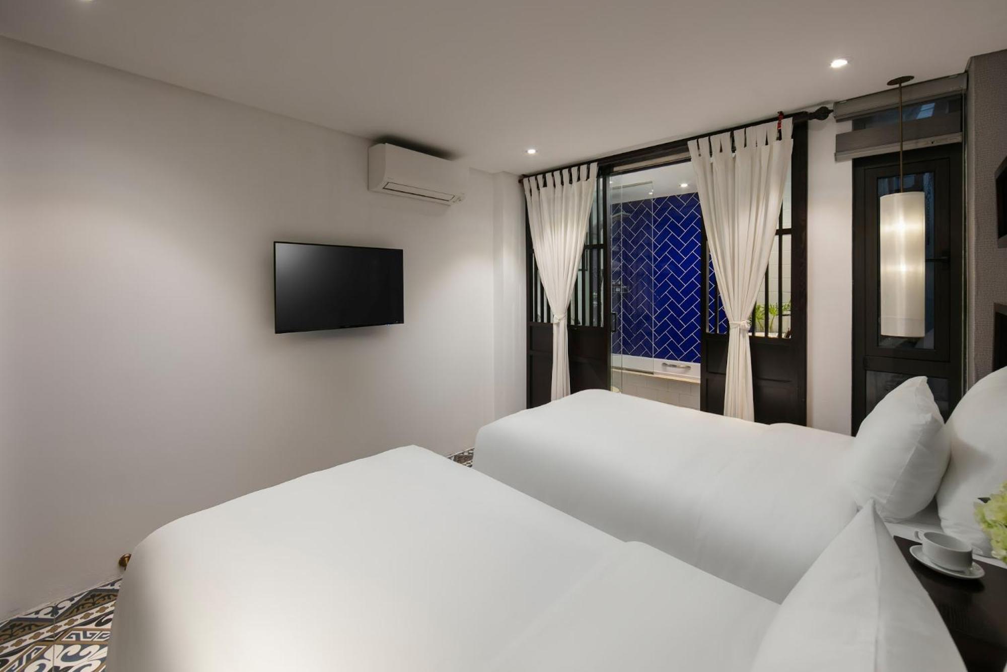 Carillon Boutique Hotel Hanoi Exterior photo